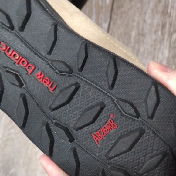 New Balance tan suede loafers. Size 9.5 - Picture 9 of 14